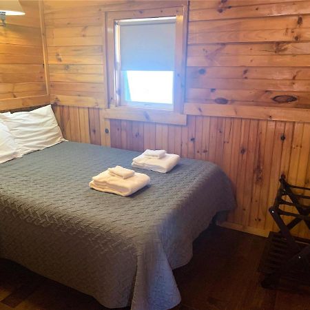 Pine Crest Motel & Cabins Barton 외부 사진