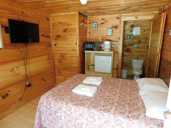 Pine Crest Motel & Cabins Barton 외부 사진