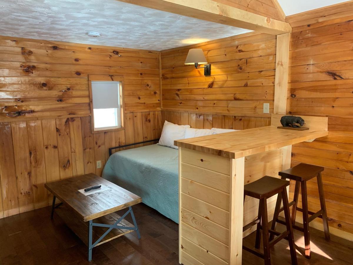 Pine Crest Motel & Cabins Barton 외부 사진