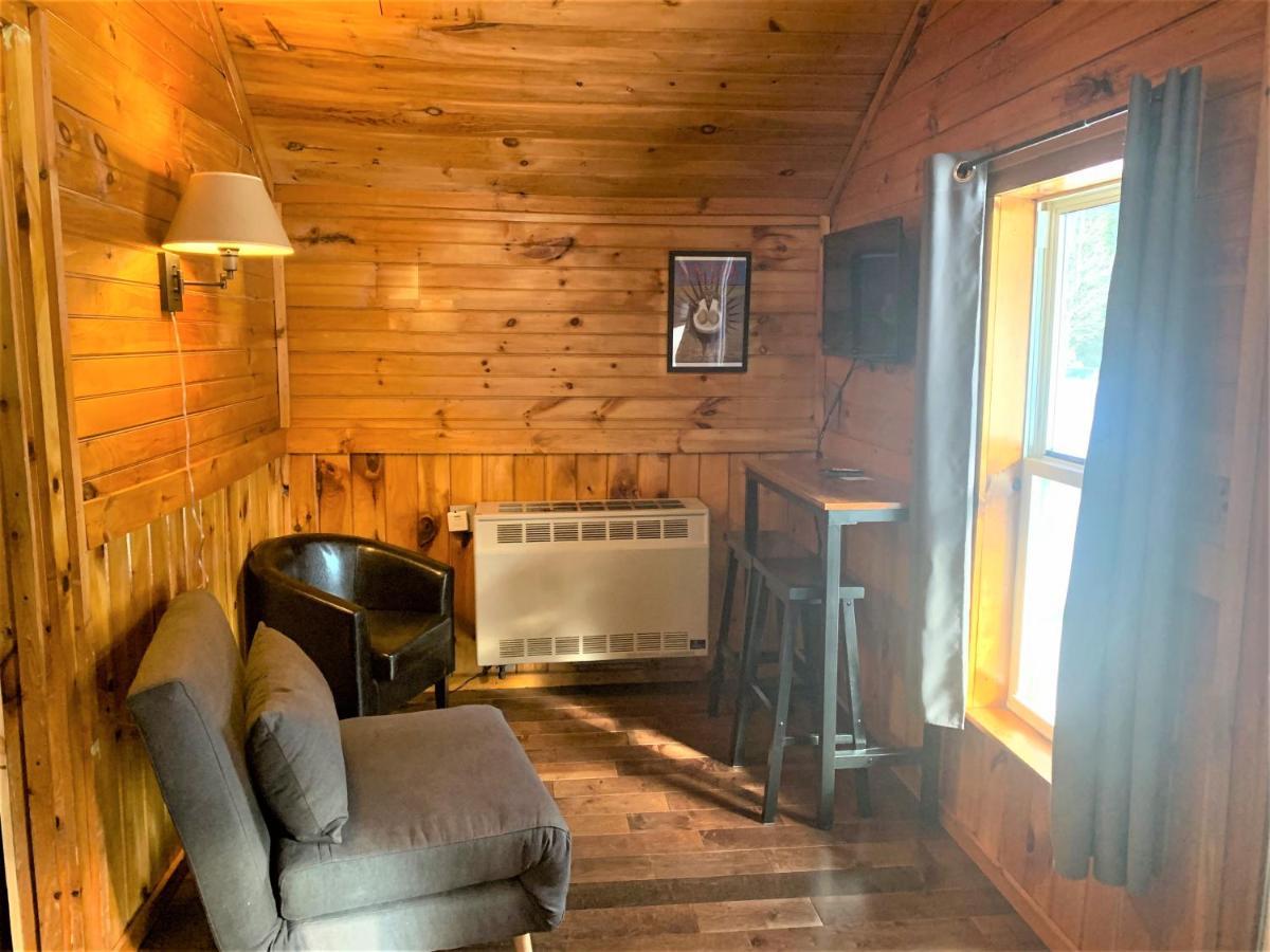 Pine Crest Motel & Cabins Barton 외부 사진